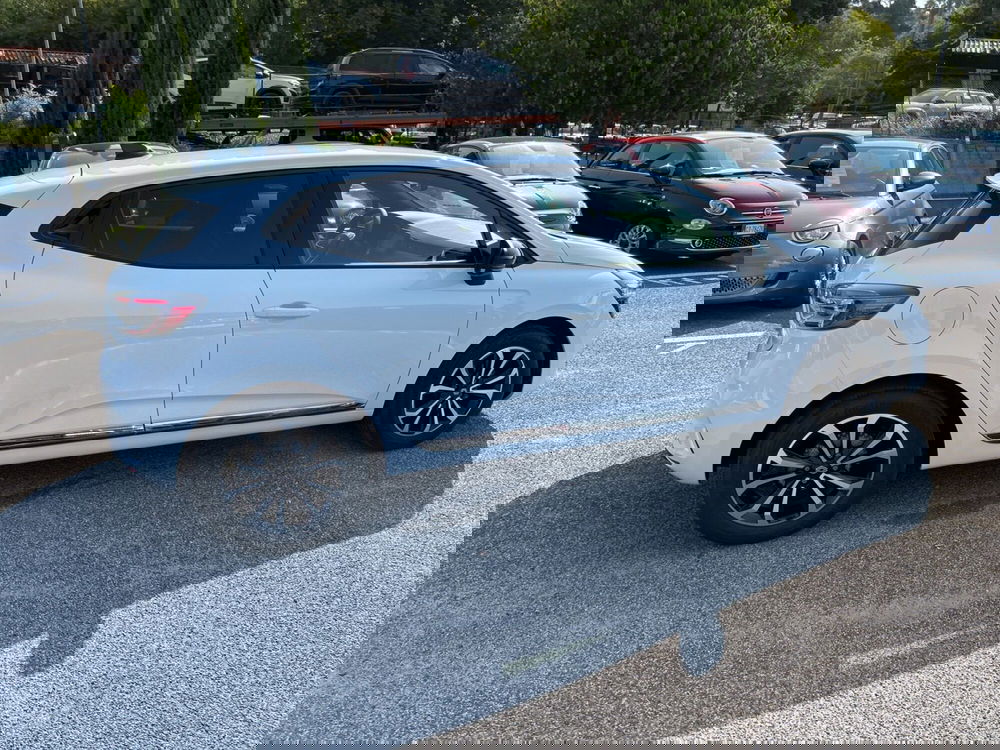 Renault Clio nuova a Latina (6)