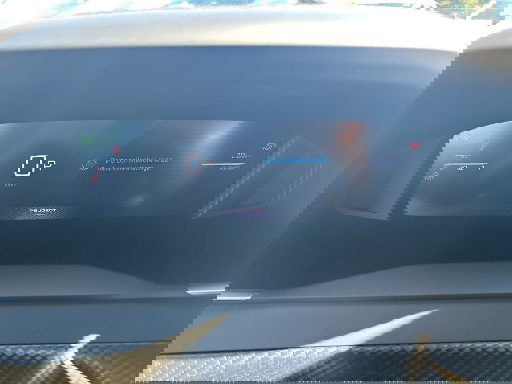 Peugeot 2008 nuova a Latina (15)