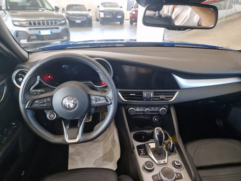 Alfa Romeo Giulia usata a Terni (12)