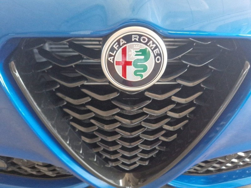 Alfa Romeo Giulia usata a Terni (20)