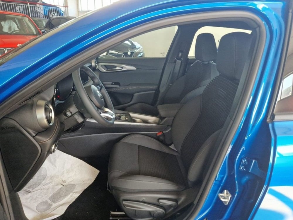 Alfa Romeo Tonale nuova a Terni (7)