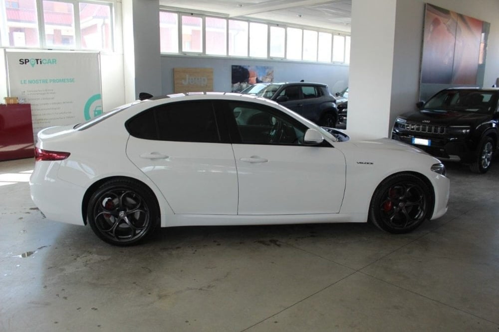 Alfa Romeo Giulia usata a Terni (6)