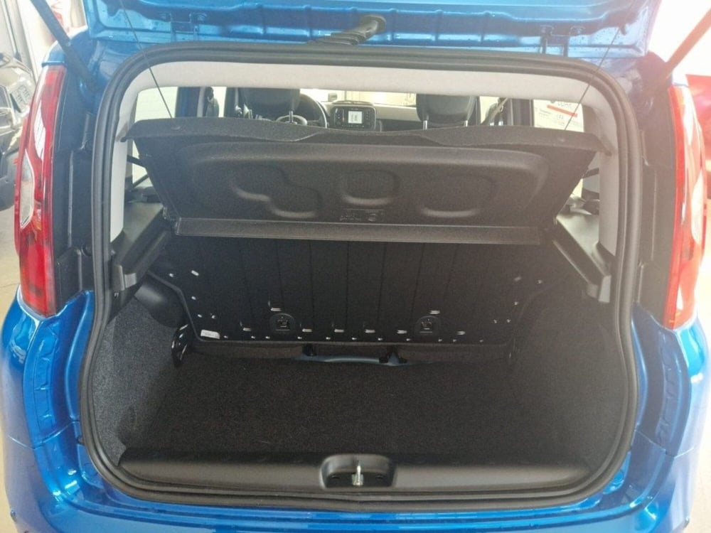 Fiat Panda Cross nuova a Terni (7)