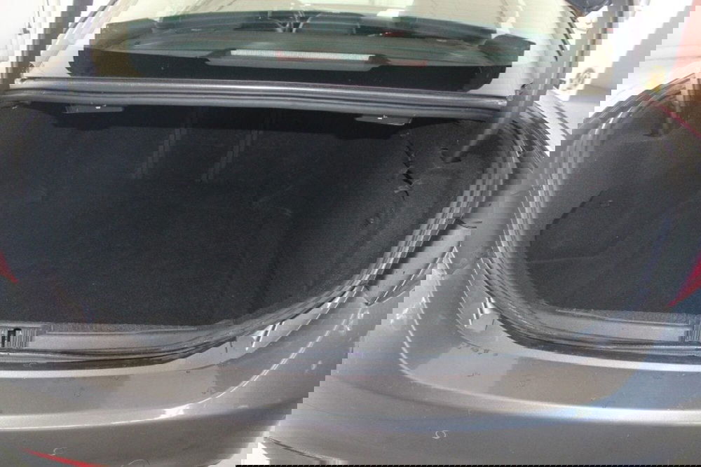 Alfa Romeo Giulia usata a Terni (10)