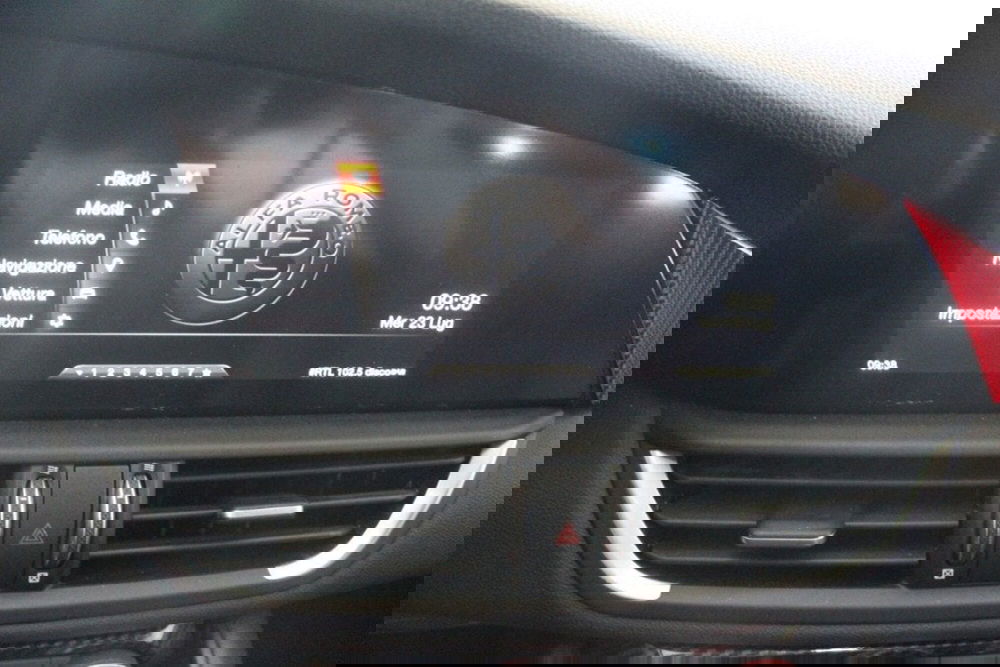 Alfa Romeo Giulia usata a Terni (13)