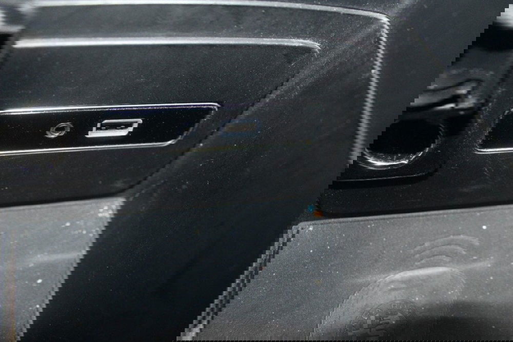 Alfa Romeo Giulia usata a Terni (14)