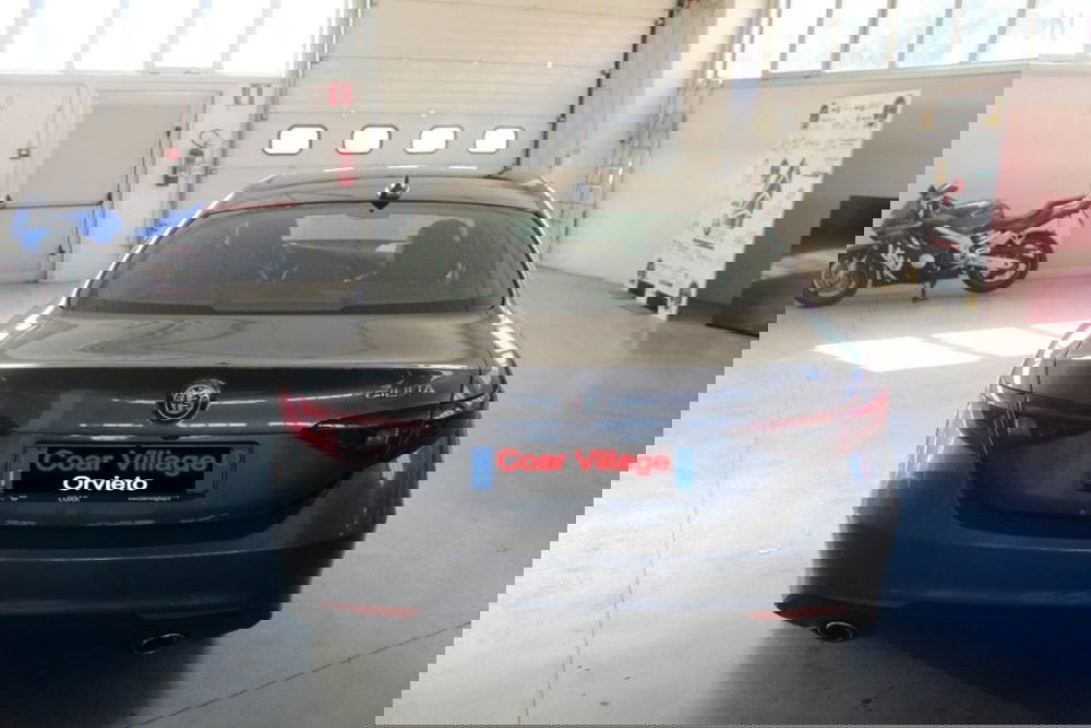 Alfa Romeo Giulia usata a Terni (5)
