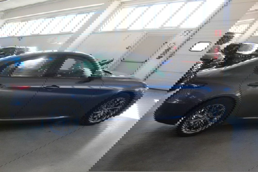 Alfa Romeo Giulia usata a Terni (6)