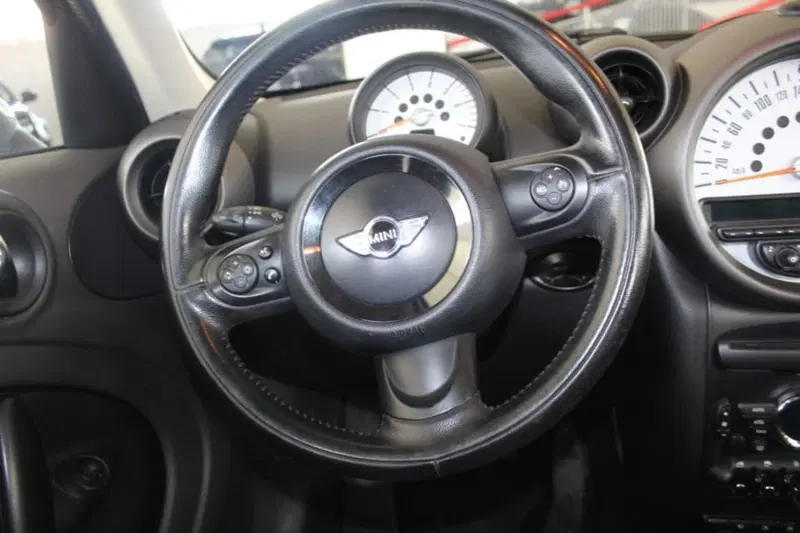 MINI Mini Countryman usata a Terni (12)