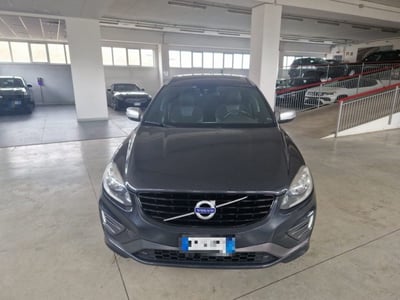 Volvo XC60 D3 Geartronic R-design Momentum del 2015 usata a Orvieto