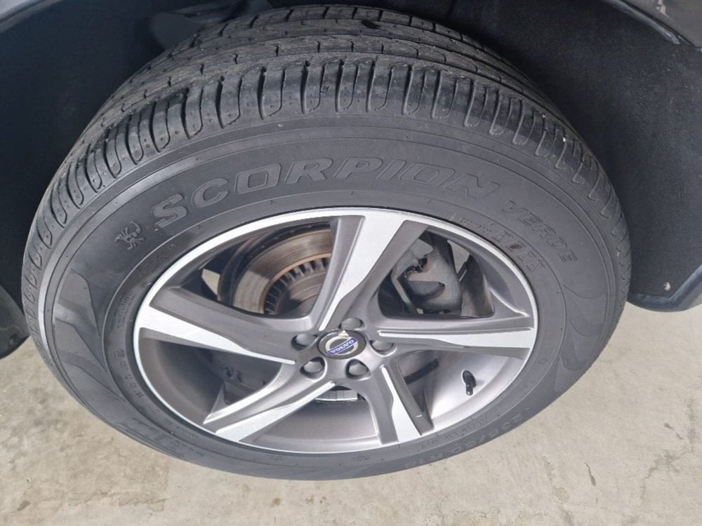 Volvo XC60 usata a Terni (13)