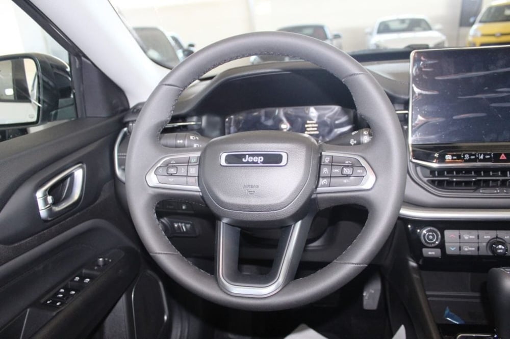 Jeep Compass nuova a Terni (12)