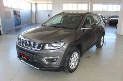 Jeep Compass 1.3 T4 190CV PHEV AT6 4xe Limited del 2020 usata a Orvieto