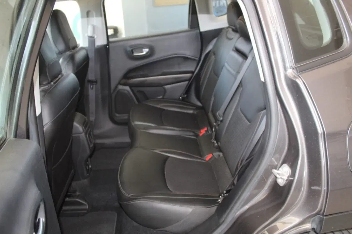 Jeep Compass usata a Terni (9)