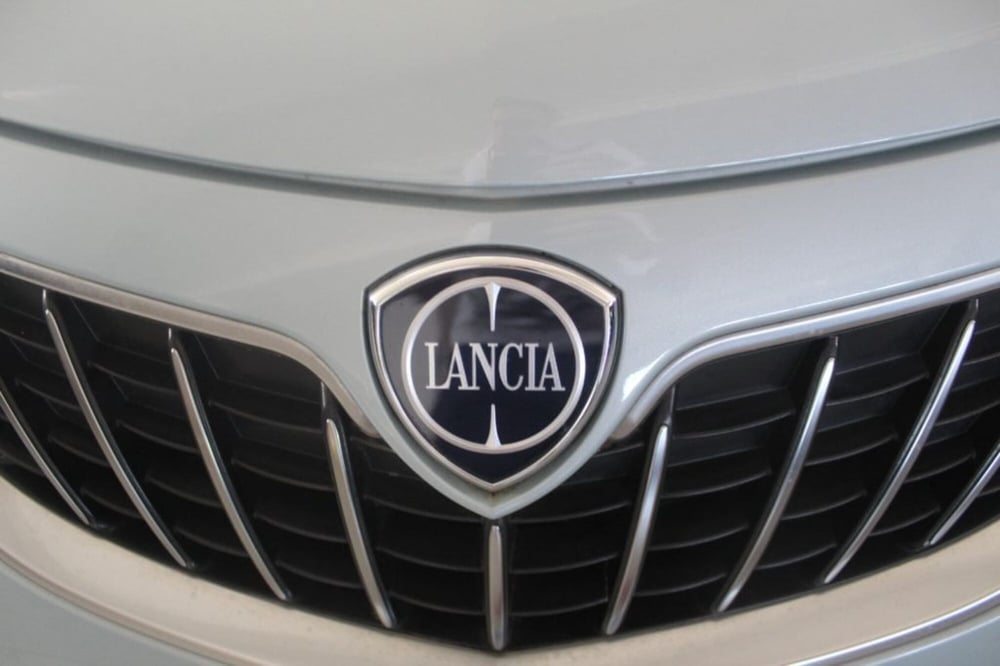 Lancia Ypsilon usata a Terni (20)