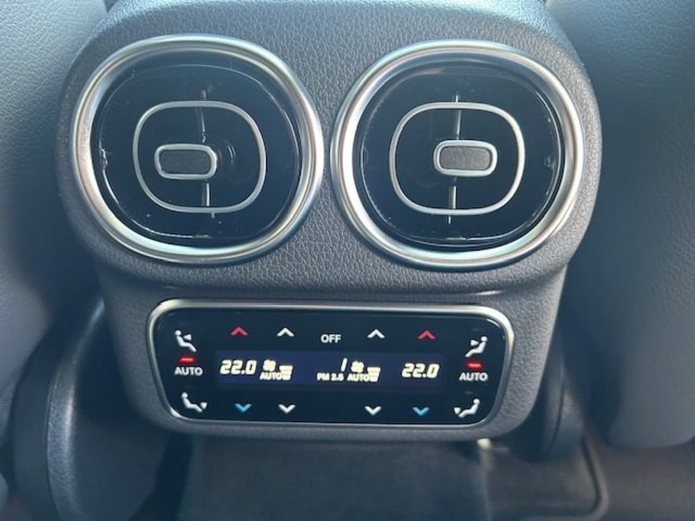 Mercedes-Benz GLC Coupé nuova a Potenza (16)