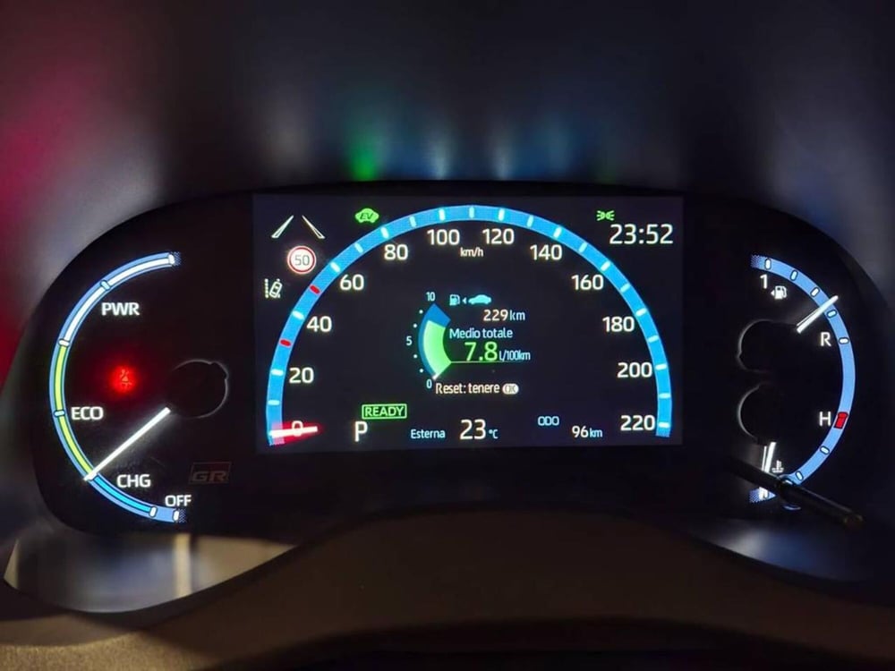 Toyota Yaris Cross nuova a Torino (13)