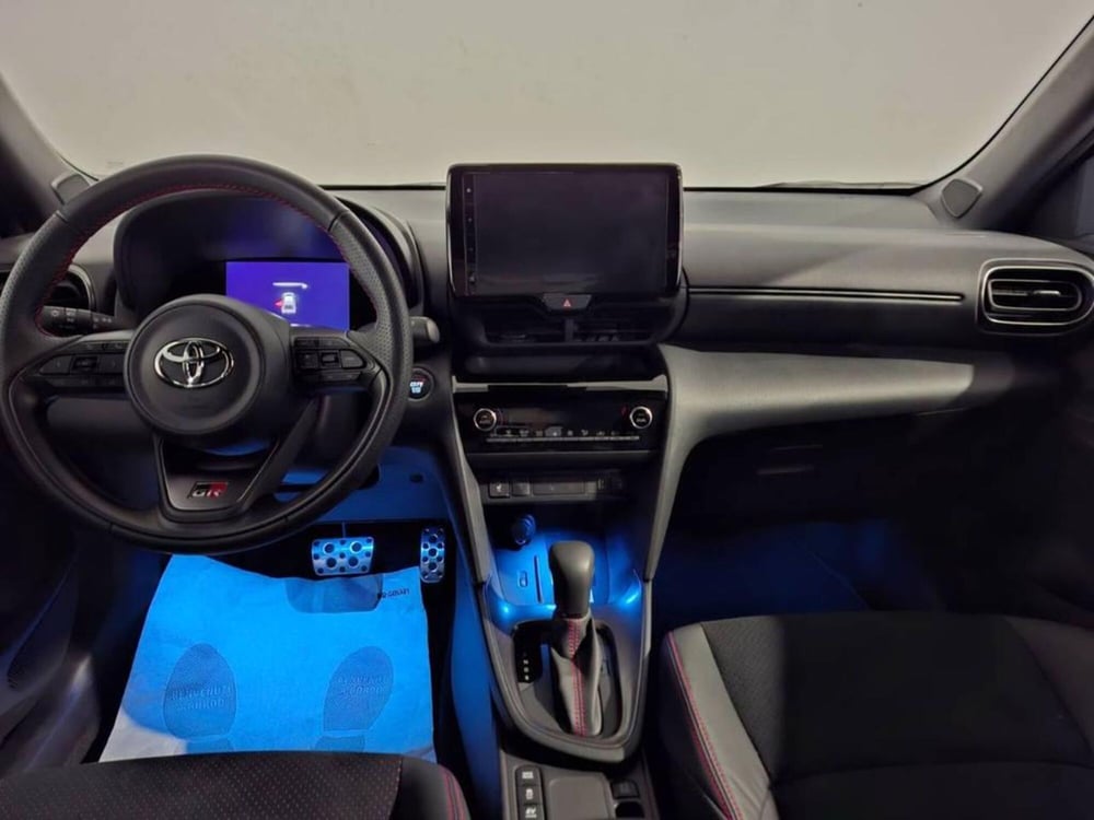 Toyota Yaris Cross nuova a Torino (15)