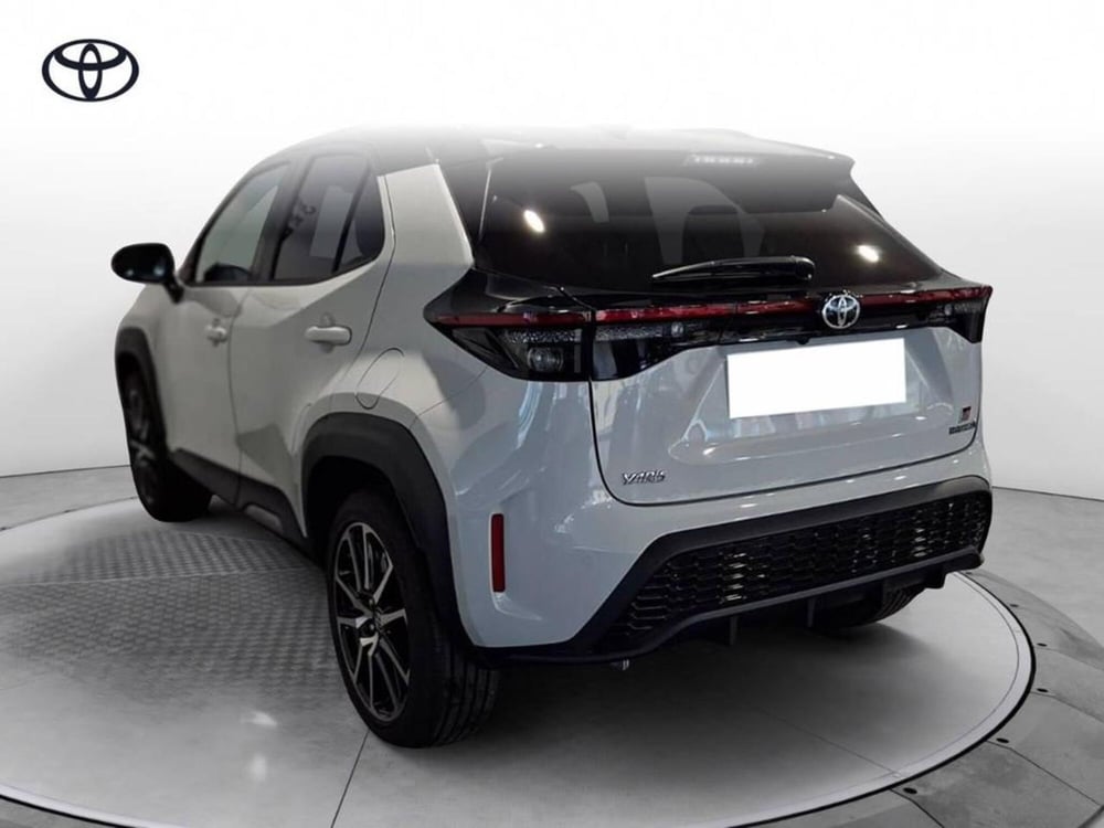 Toyota Yaris Cross nuova a Torino (6)