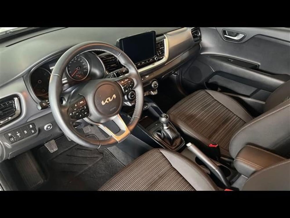 Kia Stonic usata a Firenze (10)
