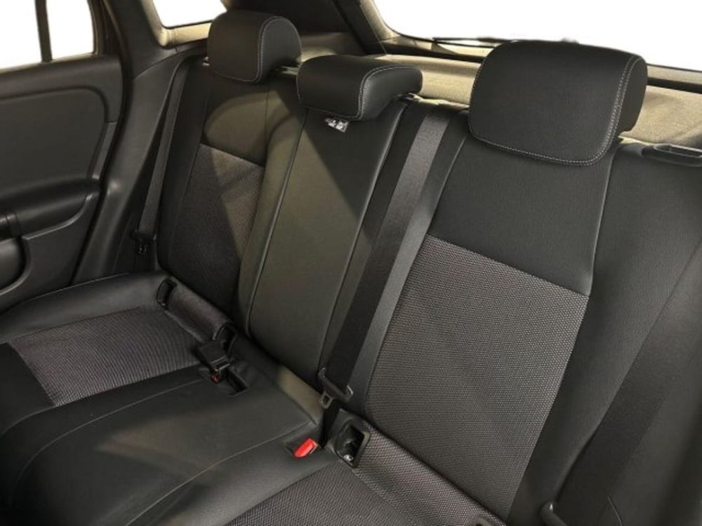 Mercedes-Benz GLA SUV usata a Bologna (16)