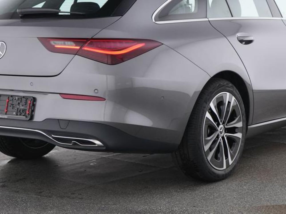 Mercedes-Benz CLA Shooting Brake usata a Milano (4)