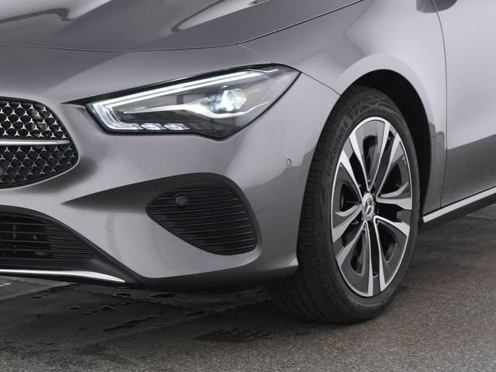 Mercedes-Benz CLA Shooting Brake usata a Milano (5)