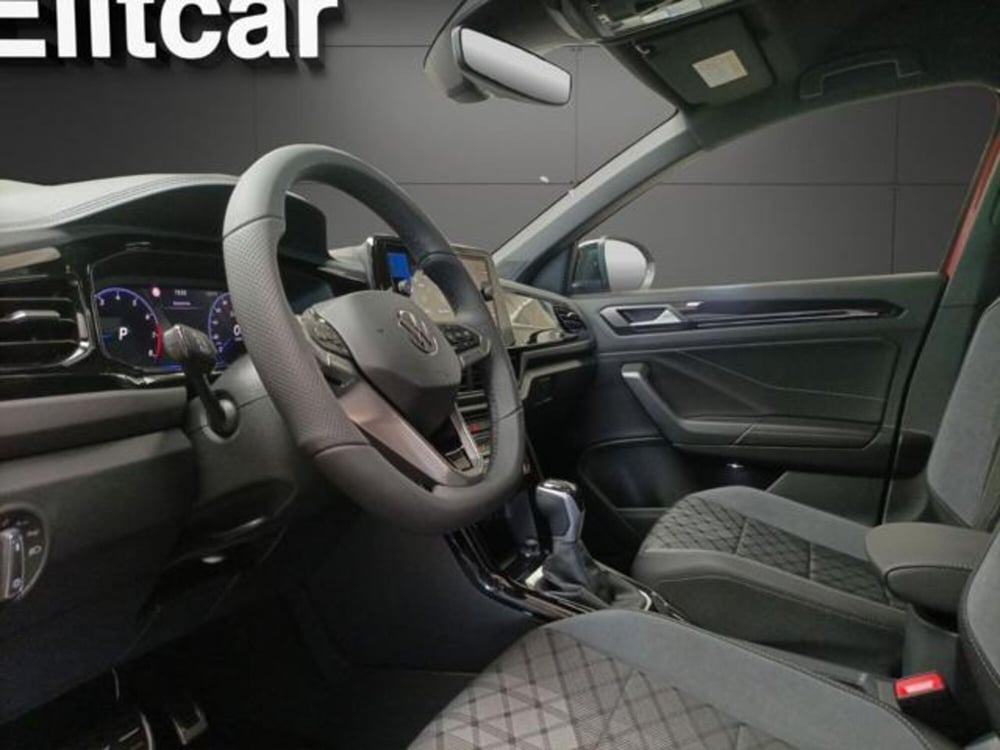 Volkswagen T-Roc nuova a Milano (11)
