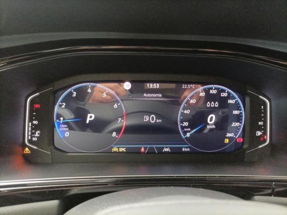 Volkswagen T-Roc nuova a Milano (18)