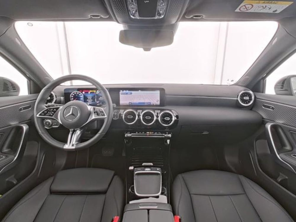 Mercedes-Benz Classe A usata a Milano (6)