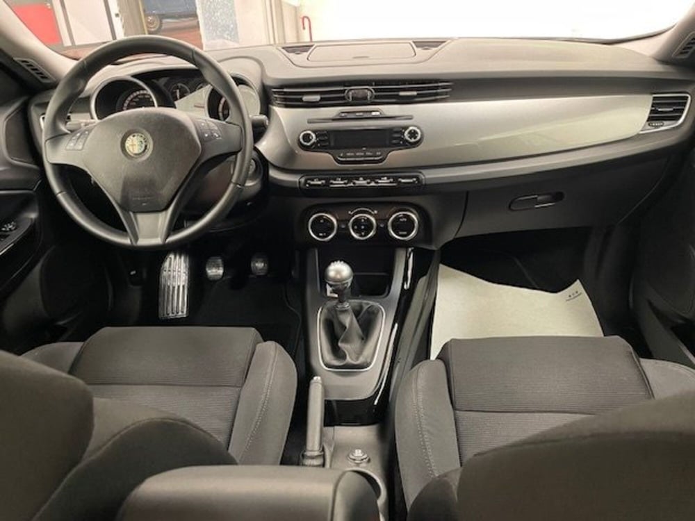 Alfa Romeo Giulietta usata a Alessandria (19)