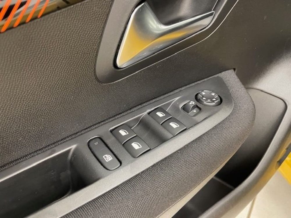 Peugeot 208 usata a Alessandria (18)