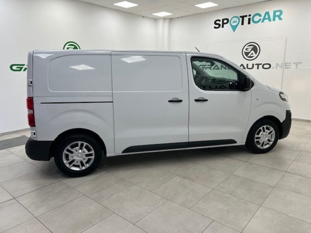 Opel Vivaro Furgone usata a Alessandria (20)