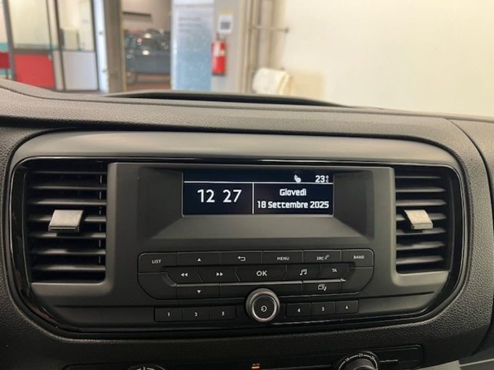 Opel Vivaro Furgone usata a Alessandria (8)