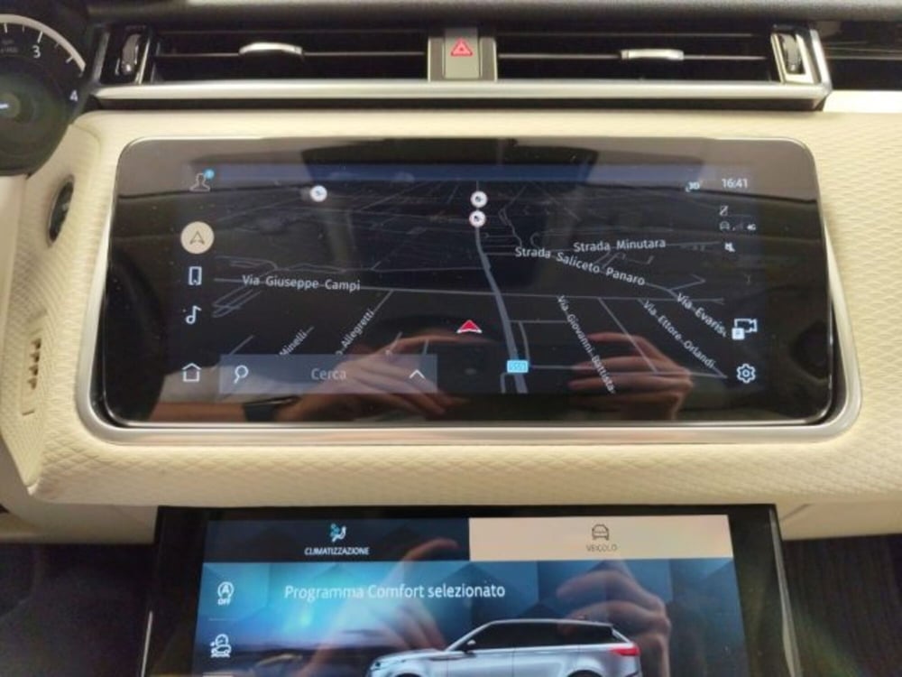 Land Rover Range Rover Velar usata a Modena (8)