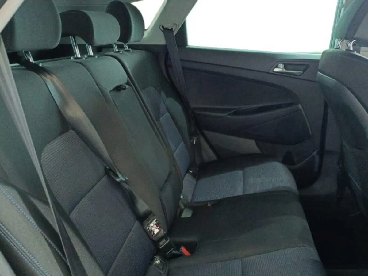 Hyundai Tucson usata a Catania (11)