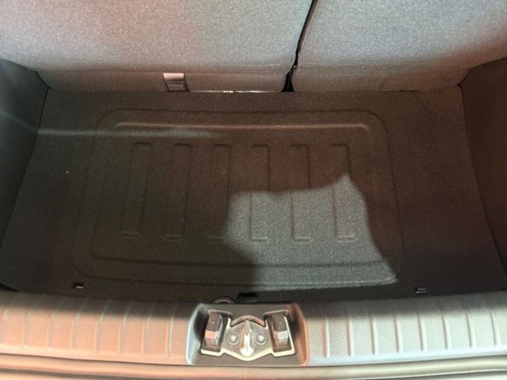 Kia Picanto nuova a Catania (13)