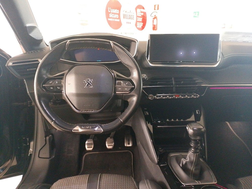 Peugeot 208 usata a Lecce (18)