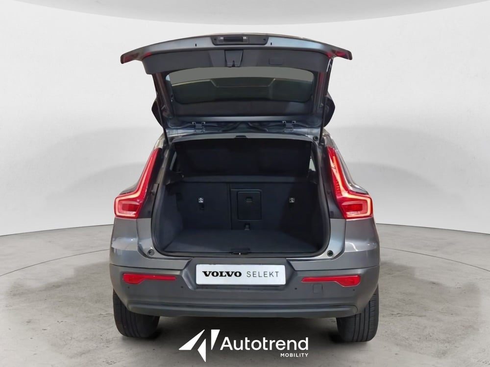 Volvo XC40 usata a Bari (11)