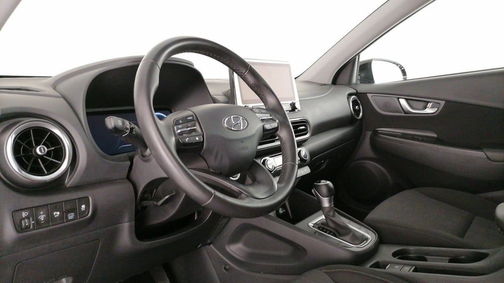 Hyundai Kona usata a Roma (11)