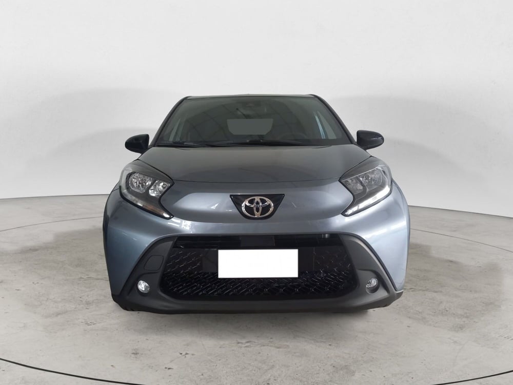 Toyota Aygo X nuova a Brescia (2)