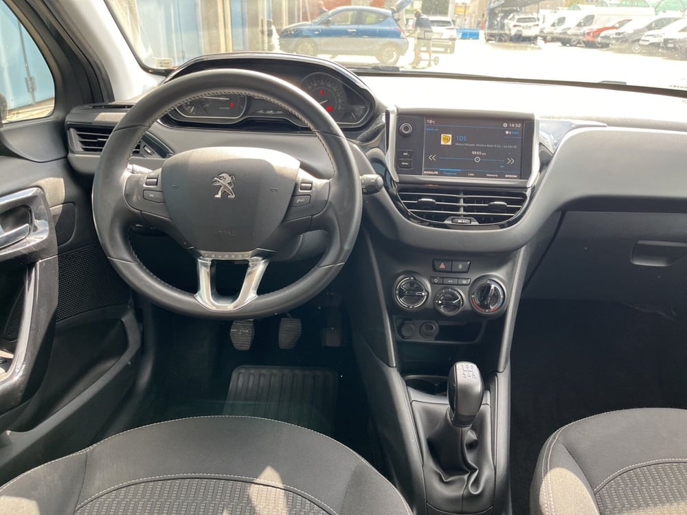 Peugeot 208 usata a Torino (10)