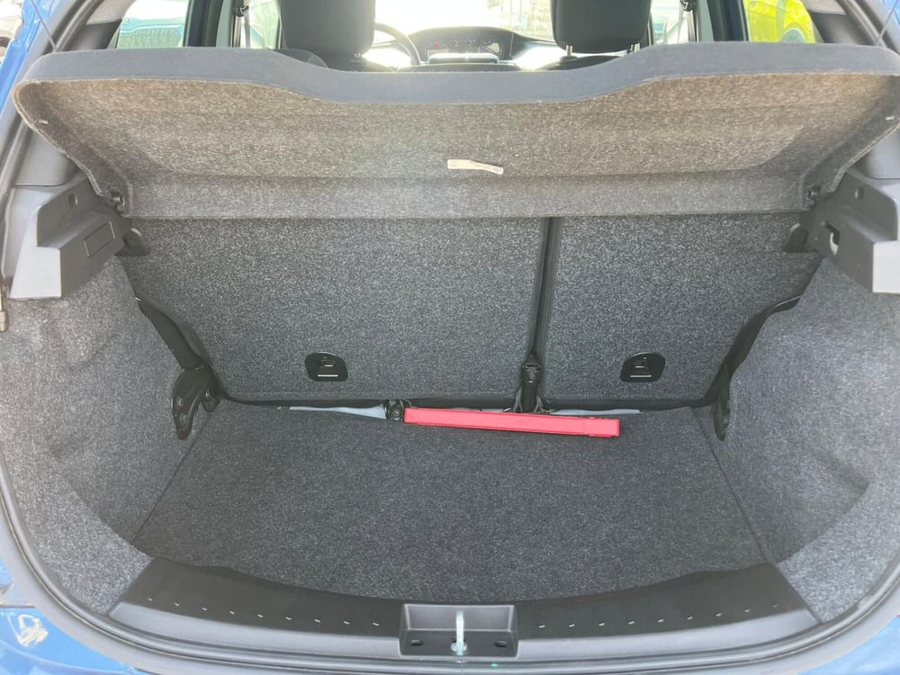 Lancia Ypsilon usata a Milano (10)