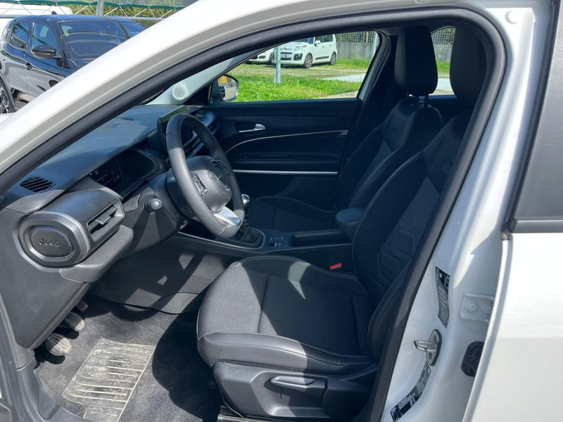 Jeep Avenger usata a Milano (11)