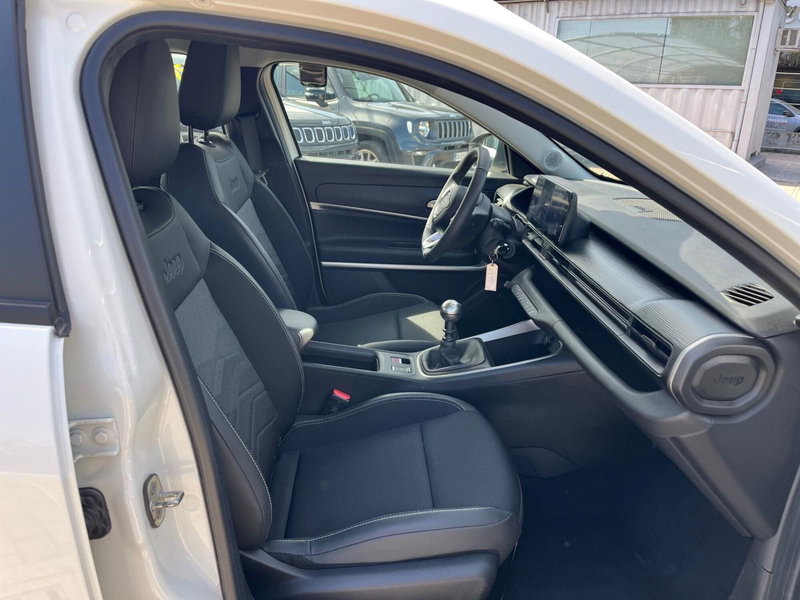 Jeep Avenger usata a Milano (12)