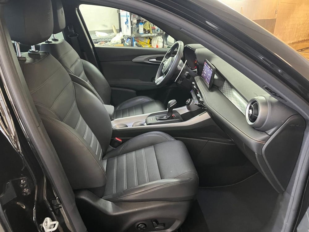 Alfa Romeo Tonale nuova a Milano (12)