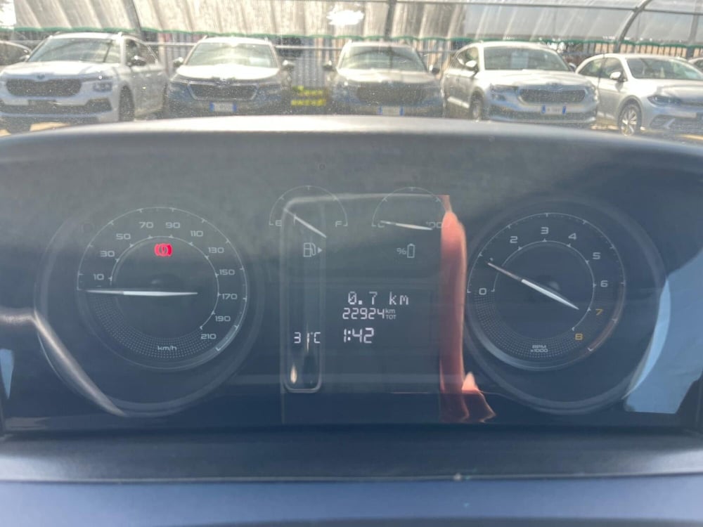 Lancia Ypsilon usata a Milano (19)