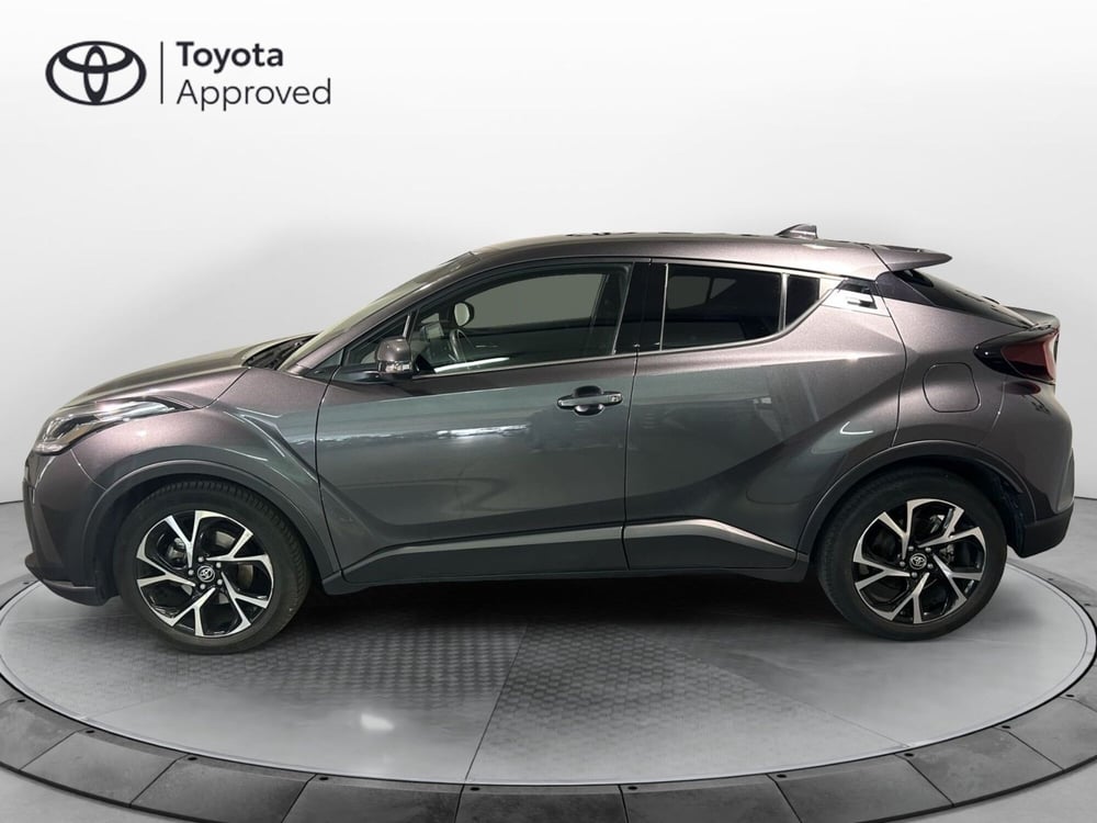 Toyota Toyota C-HR usata a Milano (3)