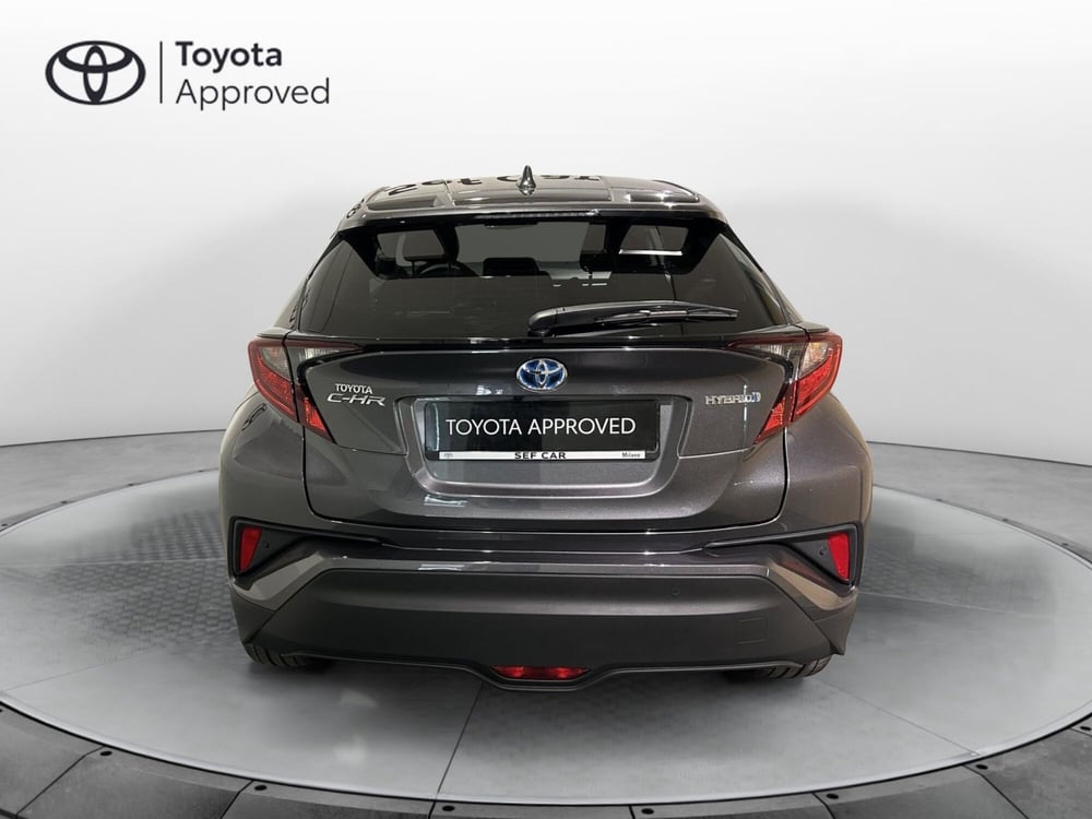 Toyota Toyota C-HR usata a Milano (4)