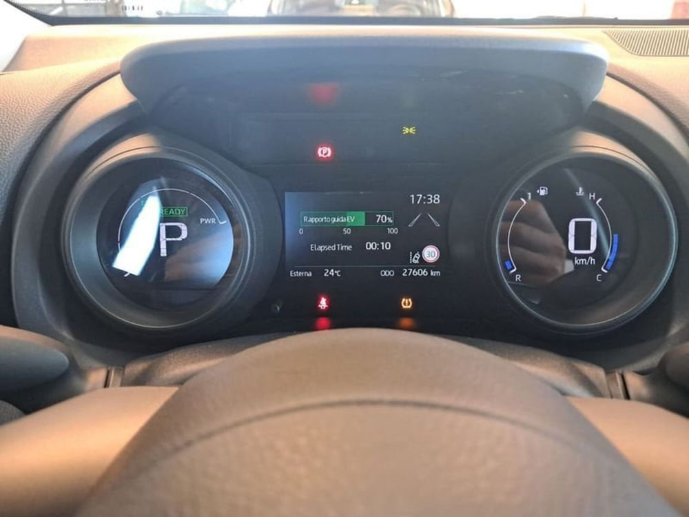 Toyota Yaris usata a Cagliari (17)